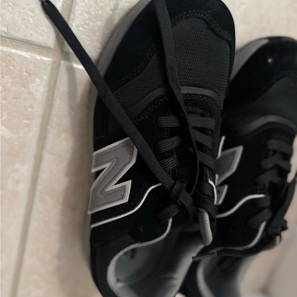 New Balance Black and Gray Men's Shoes